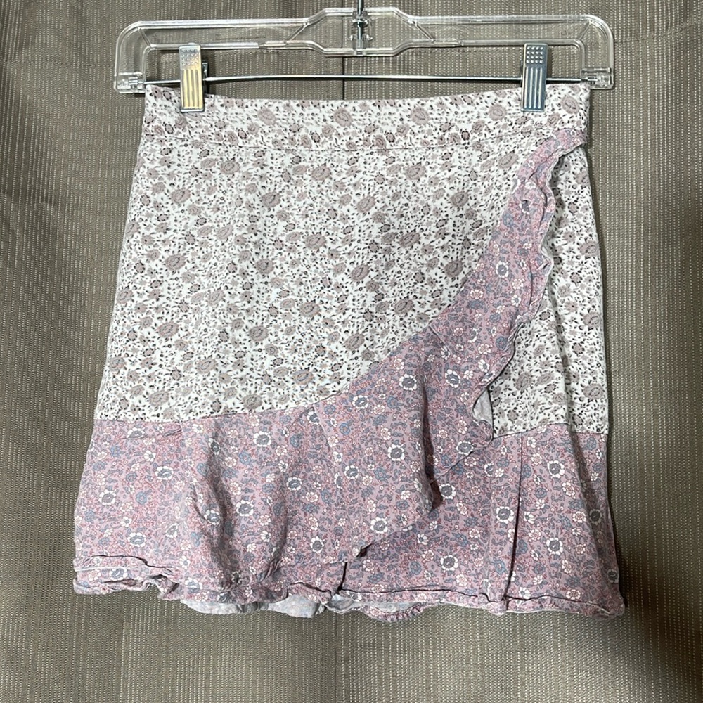 SIM & SAM Purple, Blue, White, and Black Girly Skirt